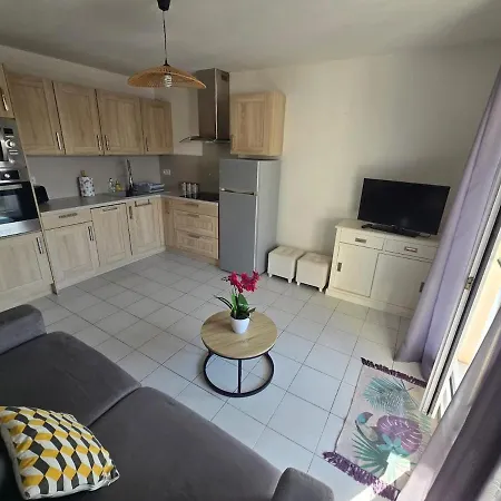 Bord De Appartement *
